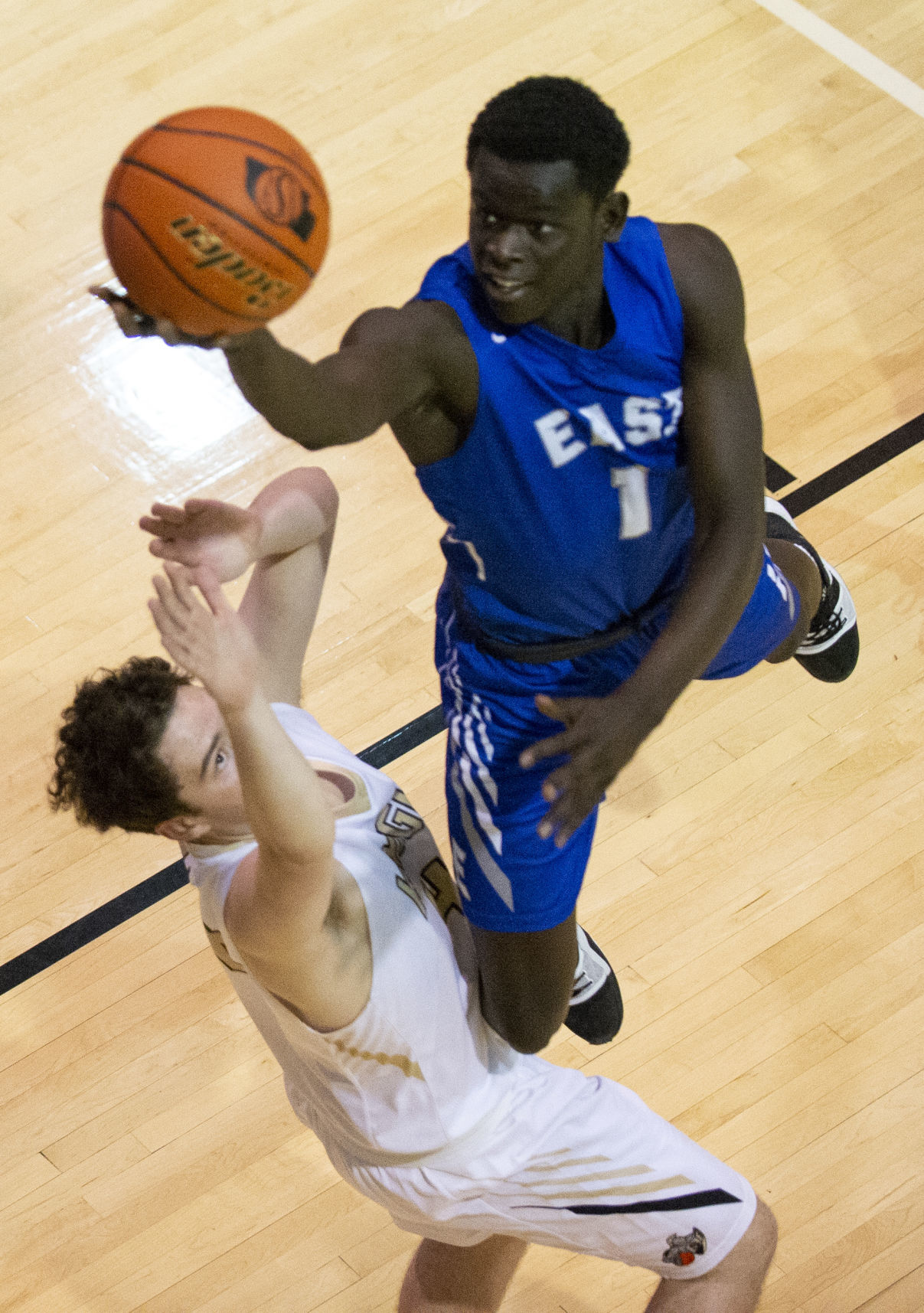 Lincoln East vs. Lincoln Southeast, 1.11